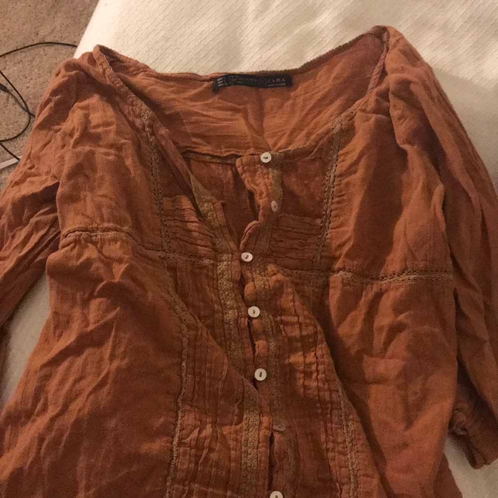 Beth green orange top